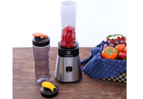 Máy xay sinh tố Electrolux EMB3025