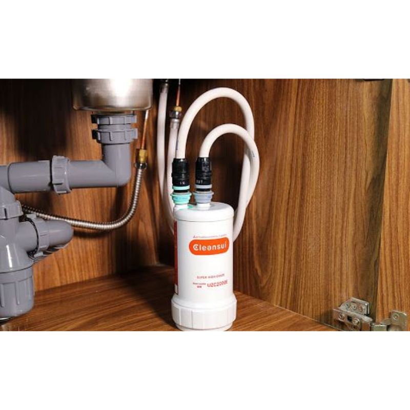 Lắp đặt thiết bị lọc nước dưới bồn rửa Cleansui EU101 Lắp đặt thiết bị lọc nước dưới bồn rửa Cleansui EU101