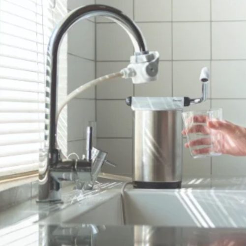 Thiết bị lọc nước trên bồn rửa Mitsubishi Cleansui ET201 3 Hình ảnh thiết bị lọc nước trên bồn rửa Mitsubishi Cleansui ET201