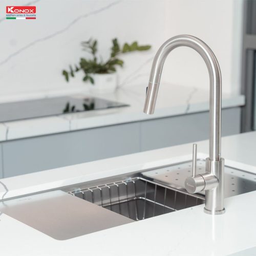 Ảnh vòi rửa bát nóng lạnh Konox Reno có dây rút