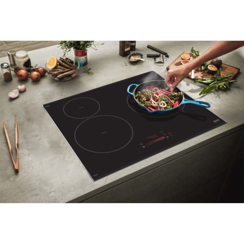 Hình ảnh bếp từ Lorca 3 vùng nấu LCI 306 PLus lắp âm Hình ảnh bếp từ Lorca 3 vùng nấu LCI 306 PLus lắp âm