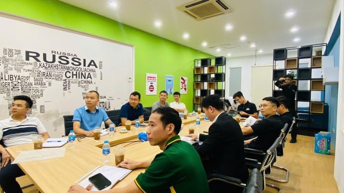 GrandX ra mắt sản phẩm mới tại Bếp 365 - Bước tiến đột phá trong phụ kiện nội thất