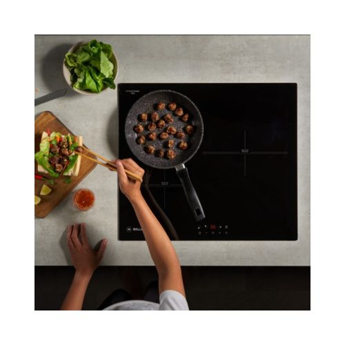 Hình ảnh bếp từ Malloca 3 vùng nấu MH-5903 IN lắp âm